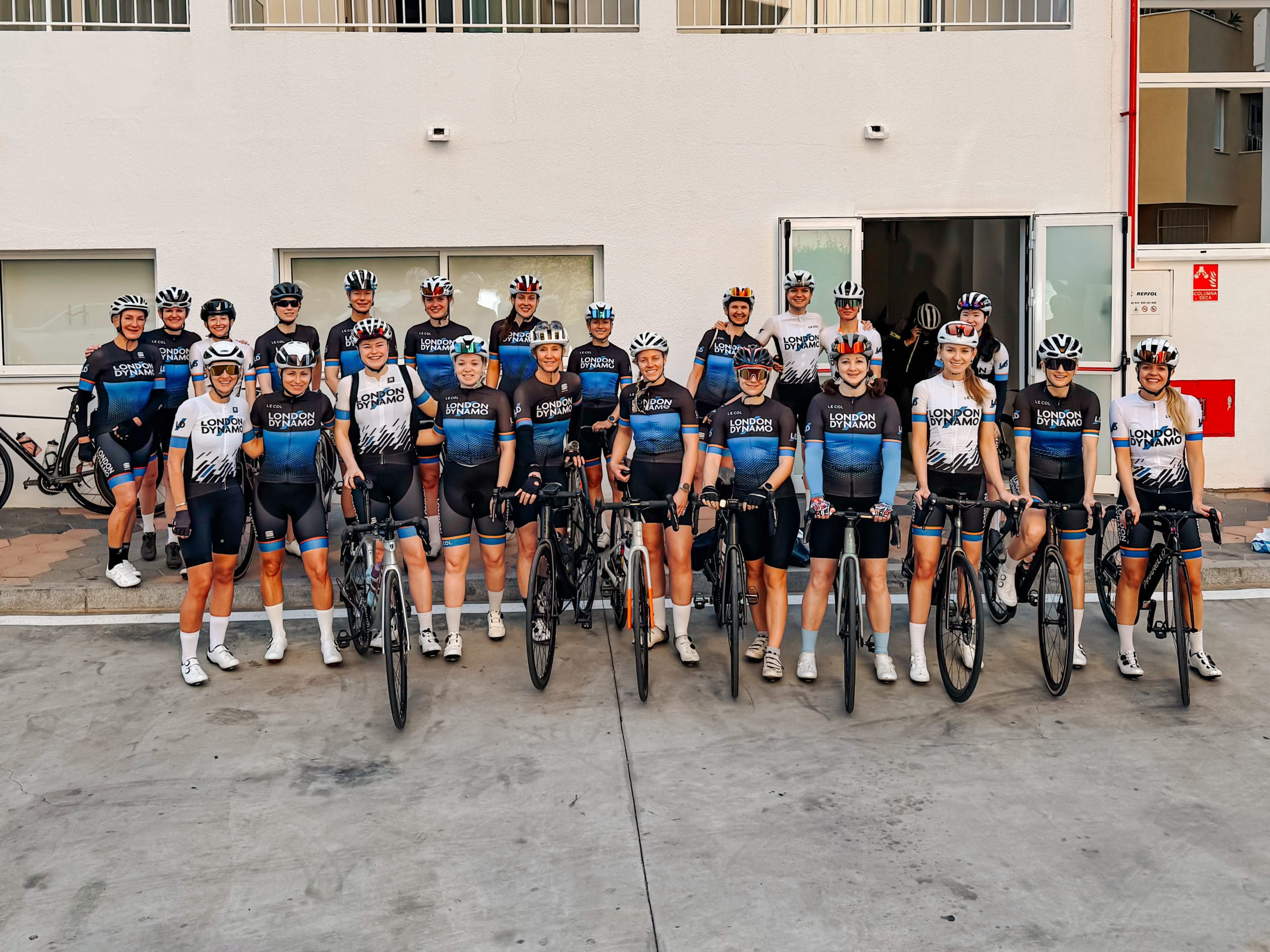 London Dynamo womens training camp team photo